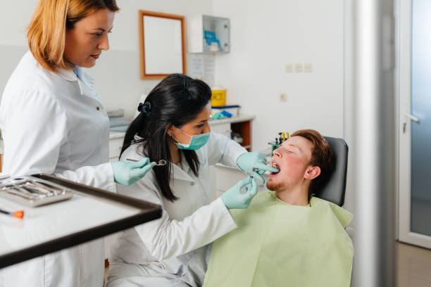 Best Emergency Wisdom Tooth Extraction in Devine, TX
